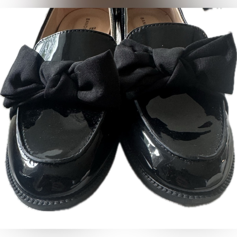 Bandolino Black Patent Loafers with Bow Detail - Picture 7 of 10